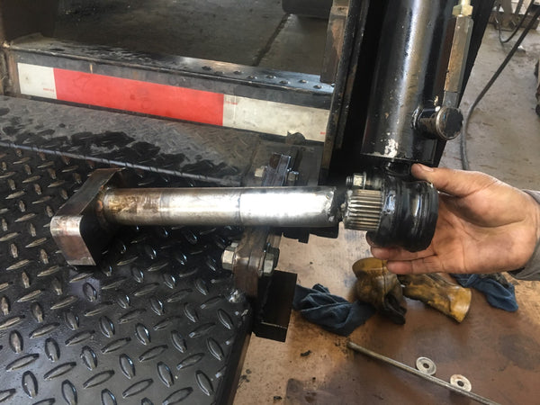 Waltco Liftgate Pin - 3190215